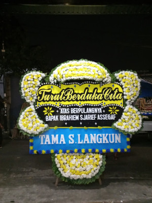 Papan Bunga Duka di Yawosi